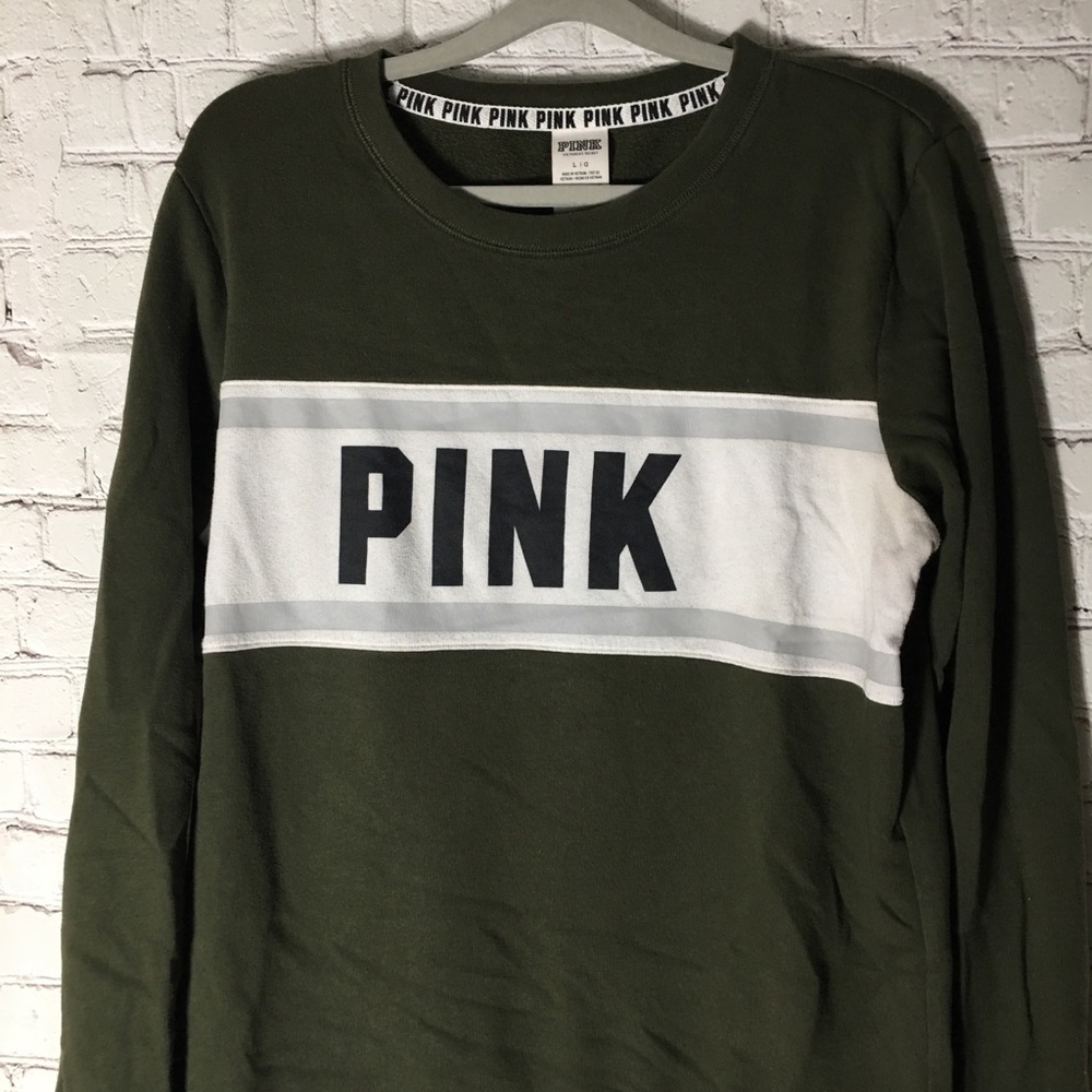 VS PINK OLIVE CREW NECK